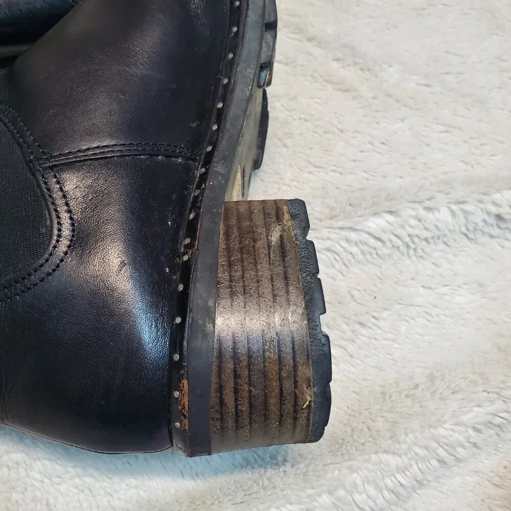 Ugg Black Leather Ankle‎ Boots Women 8 Luxury Classic Biker Gothic Moto Comfy
